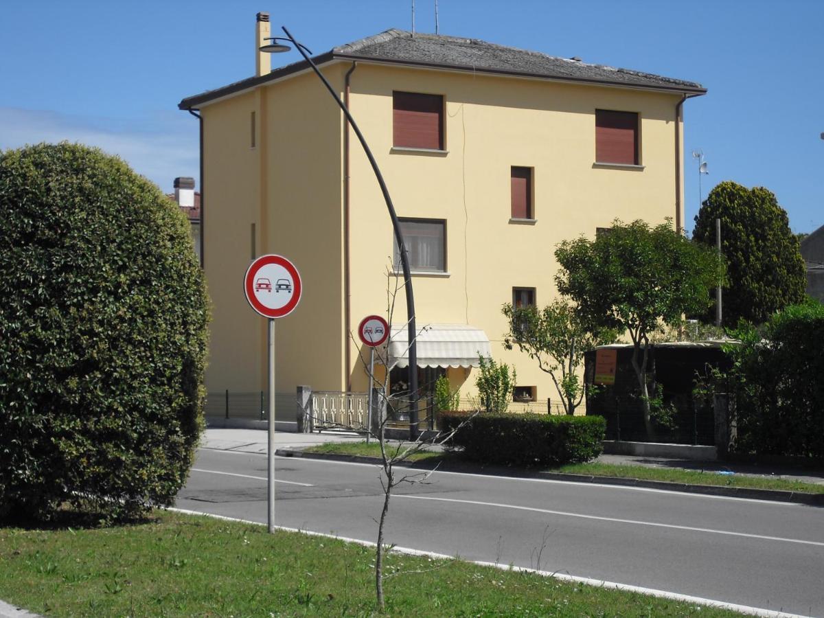 Casa Armanda Appartement Bibione Buitenkant foto
