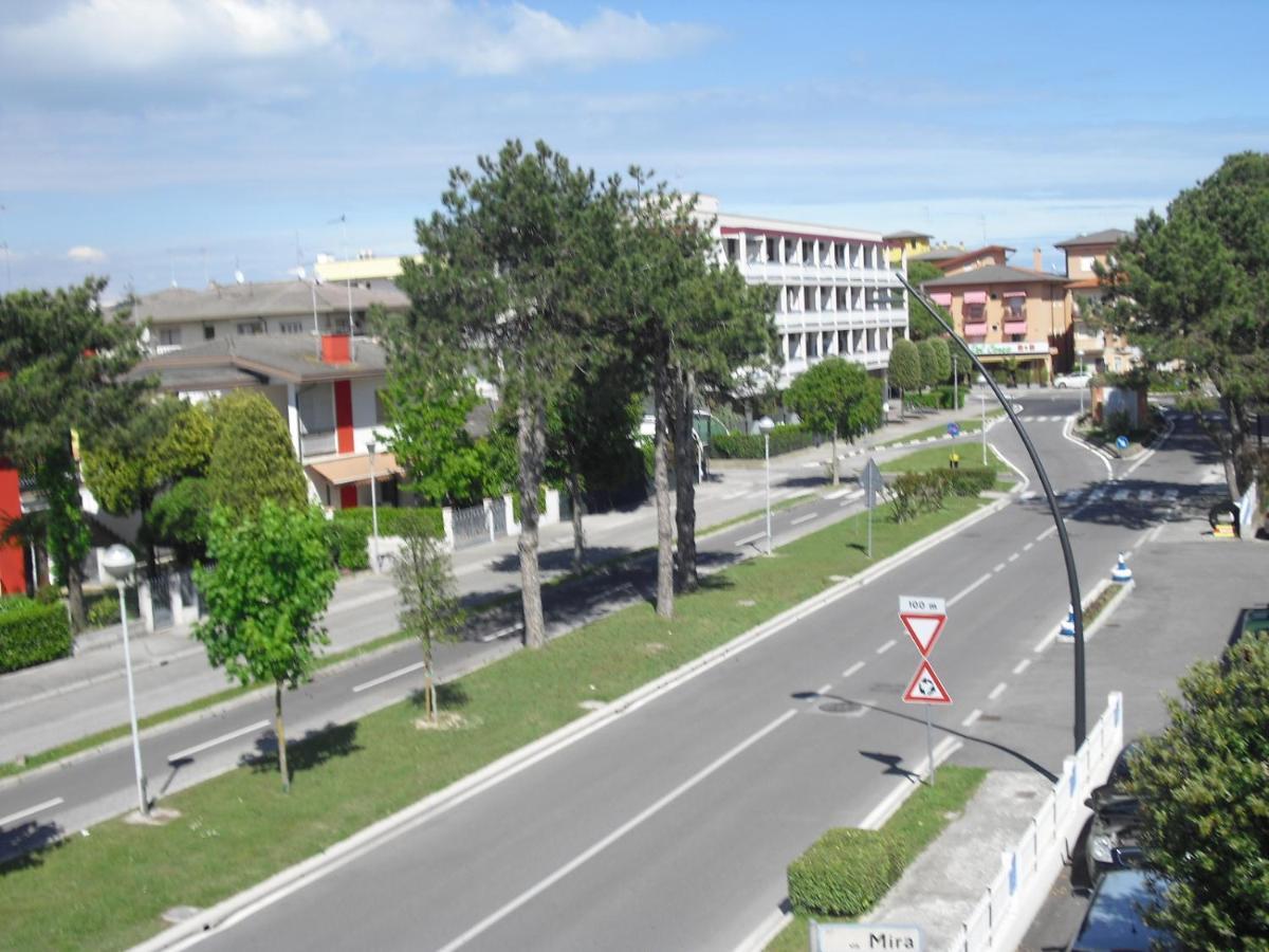 Casa Armanda Appartement Bibione Buitenkant foto
